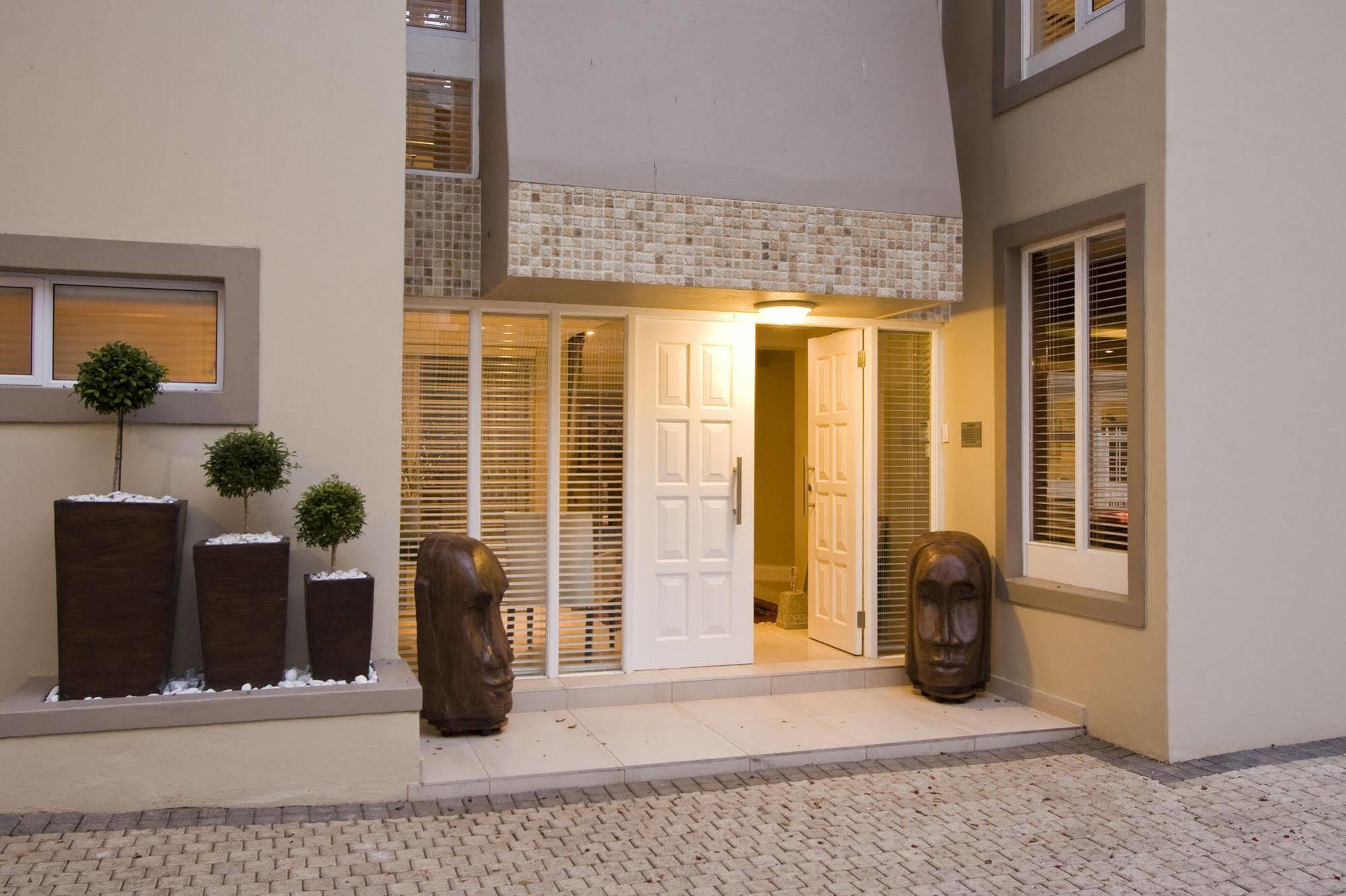 Forest Manor Boutique Guesthouse Umhlanga Rocks Extérieur photo